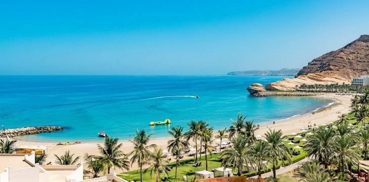 Пляжный отдых в Омане этой зимой будет не на много дороже отдыха в Египте